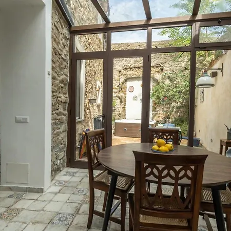 Сasa de vacaciones Borgo 1660 - Dimora Di Charme *